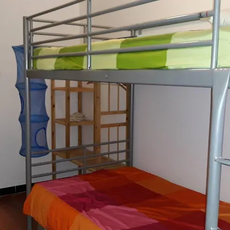 Appartamento Spacieux Avec Piscine Et Parking Près De La - Fr-1-251-906 *
